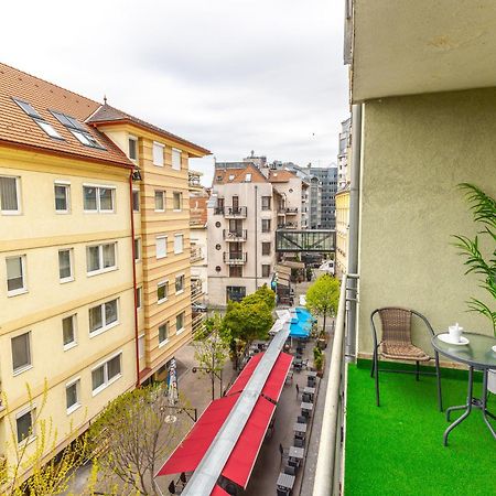 Kazinczy 52 B Apartment Budapest Kültér fotó