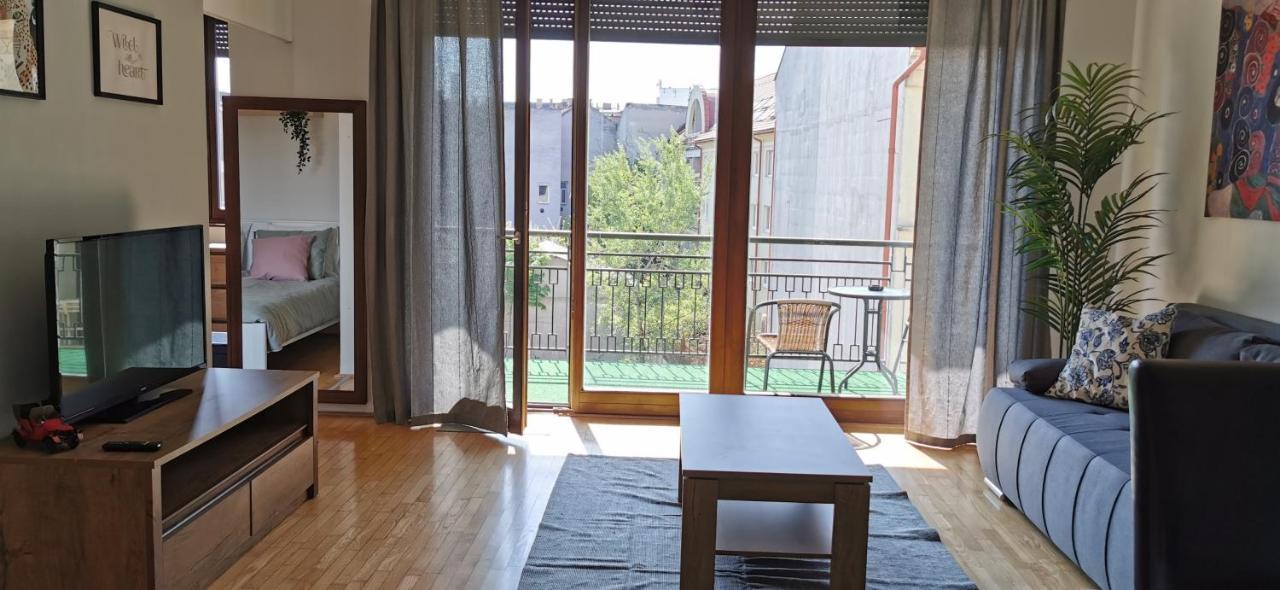 Kazinczy 52 B Apartment Budapest Kültér fotó