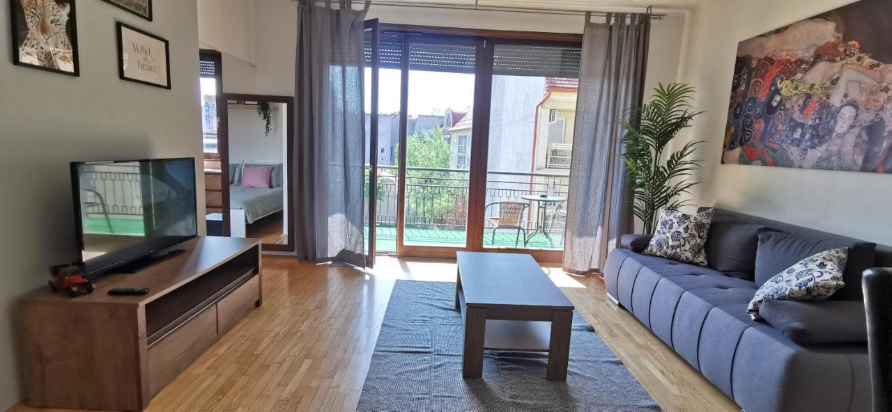 Kazinczy 52 B Apartment Budapest Kültér fotó