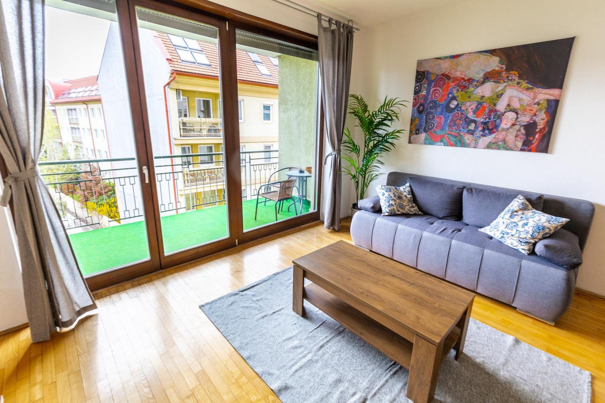 Kazinczy 52 B Apartment Budapest Kültér fotó